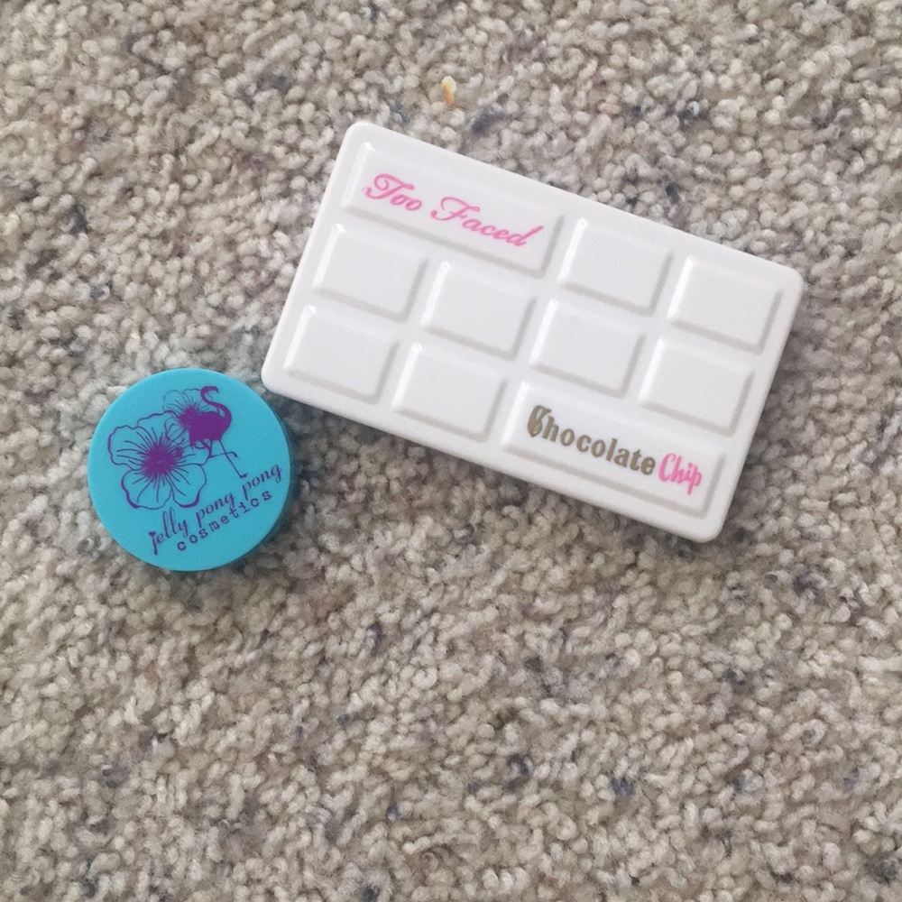 Eye shadow bundle!